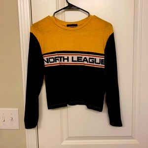North League crop top